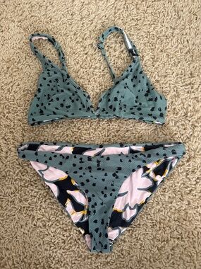 Green and Black Speckled Bikini Set with Pink Floral Lining